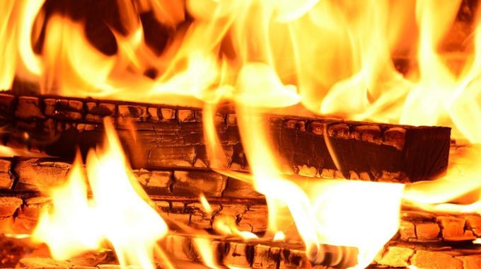 Jak využít popel ze dřeva, abyste jej nemuseli vyhazovat