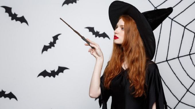 Kostým na čarodějnice ještě stíháte. Vyrobte si jej sami doma podlě těchto tipů